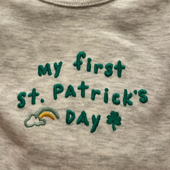 Carter's Gray and Green St. Patrick's Day Baby matching set size 12 months - Picture 5 of 5